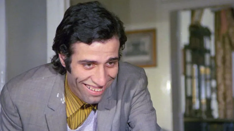 'Adile'de Kemal Sunal'ı canlandıracak oyuncu belli oldu