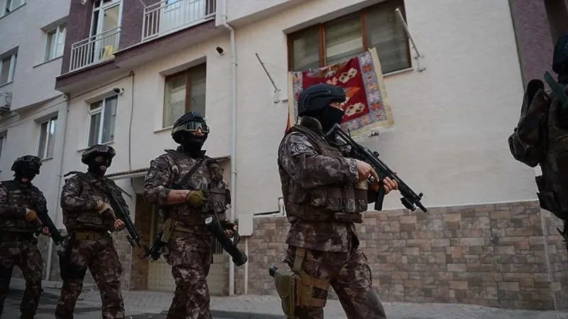 Ankara'da DEAŞ operasyonu: 10 gözaltı