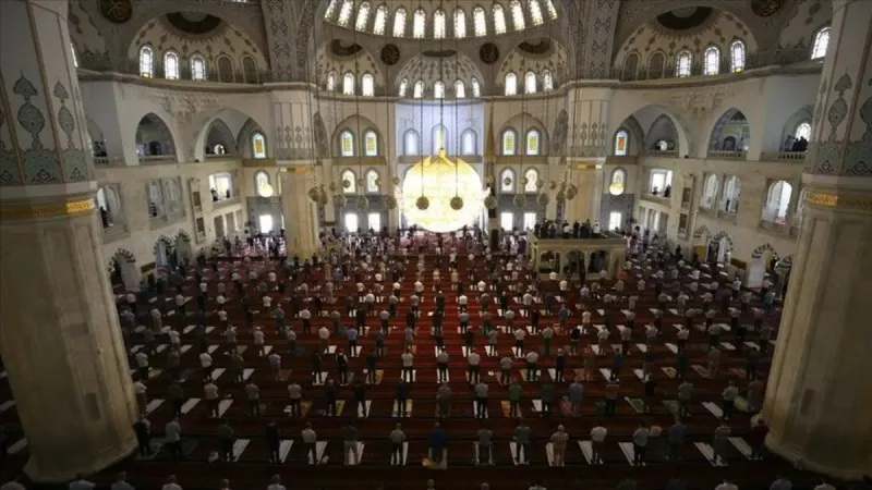 Bugünkü Cuma Hutbesi Konusu Belli Oldu: 23 Mayıs 2025 Diyanet Cuma Hutbesi Tam Metni