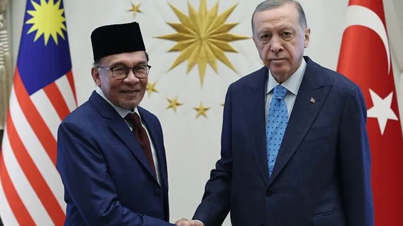 Erdoğan'dan Kritik Malezya Hamlesi! Başbakan İbrahim ile Görüştü