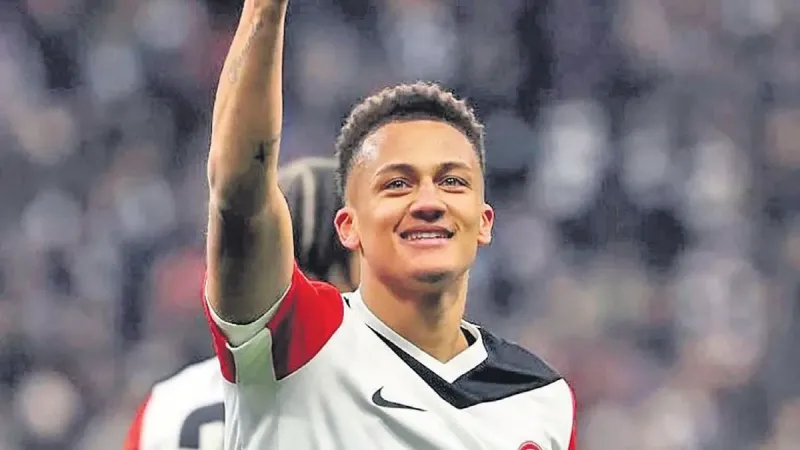 Fenerbahçe'den Bomba Transfer! Tuta Geliyor Mu?
