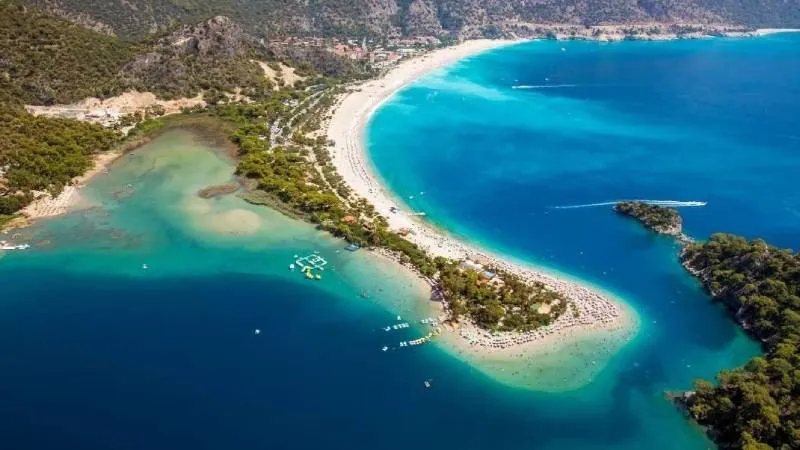 Ege'de Bayram Bereketi! Turizmci Yüzü Güldüren Doluluk Oranları