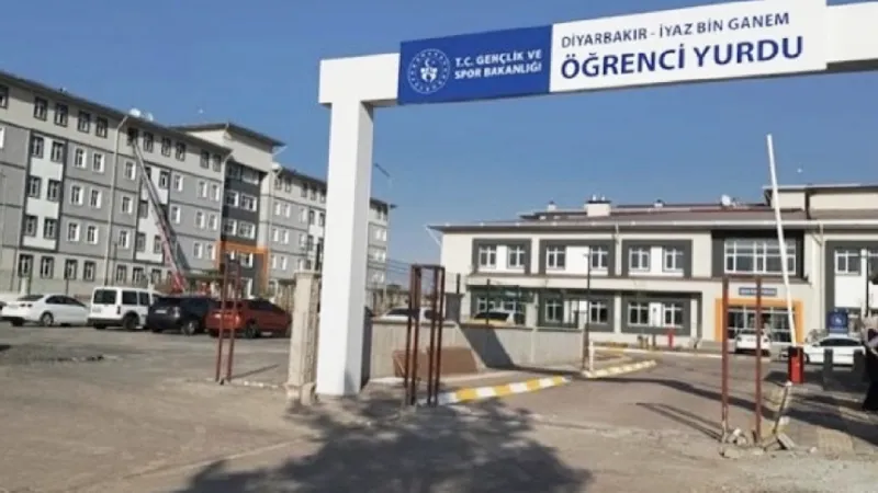 KYK Yurdunda Şok Sözler: Babanızda Klima mı Vardı?