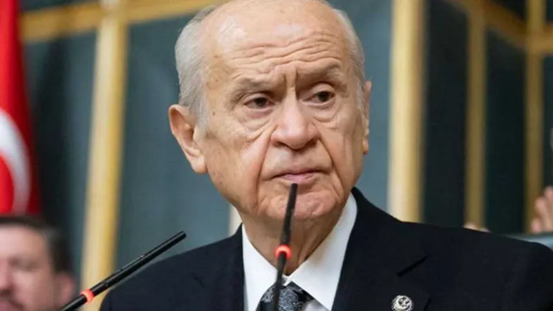 MHP'nin gazetesi Bahçeli'yi sansürledi