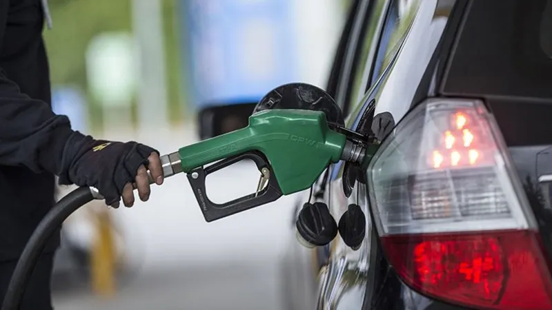 Benzin, Motorin ve LPG Fiyatları: 2 Mayıs'ta Ne Kadar Oldu?