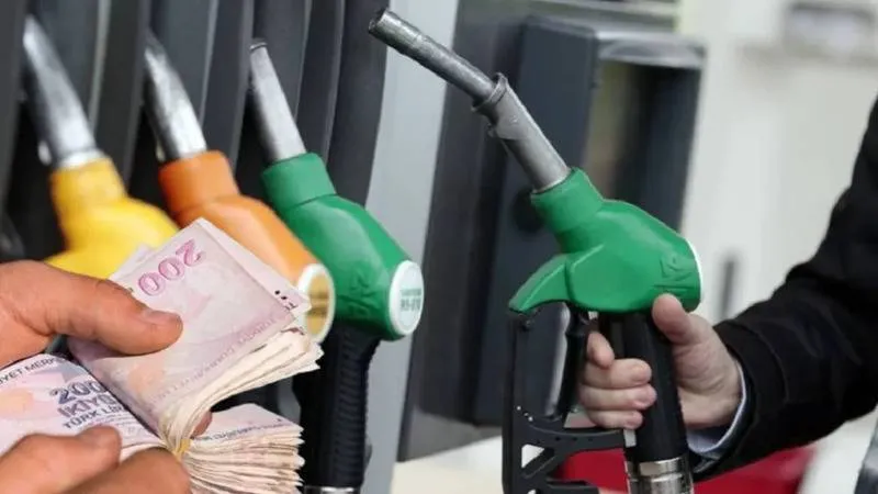 Akaryakıt Zammına CHP'den Sert Tepki: 55 Milyar Dolar Nereye Gitti?
