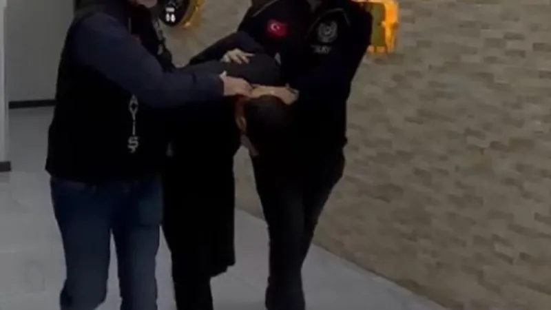 İzmir'de Kanlı Hesaplaşma! Silahlar Konuştu: 1 Ölü, 9 Tutuklu