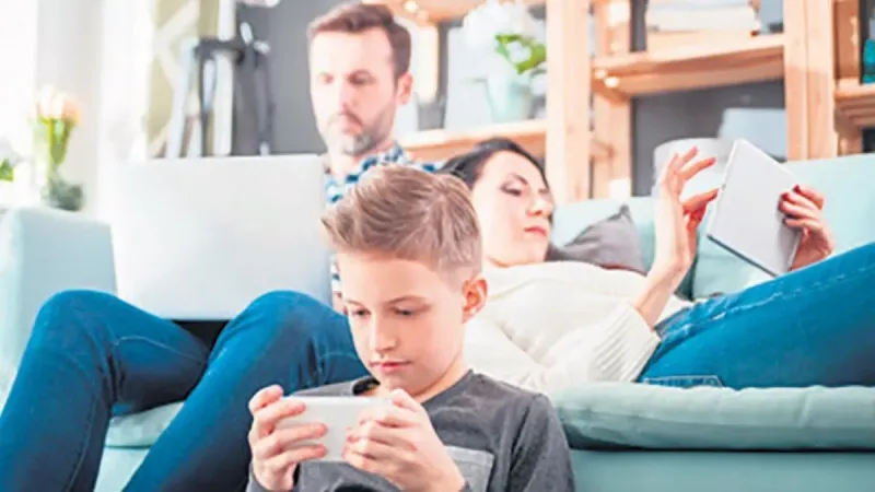 Dijital Bataklık Alarmı! İlgisizlik Çocukları Nasıl Etkiliyor?