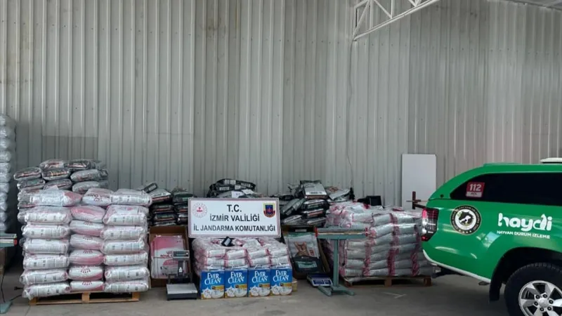 İzmir'de Şok Baskın! 14 Ton Sahte Mama Ele Geçirildi!