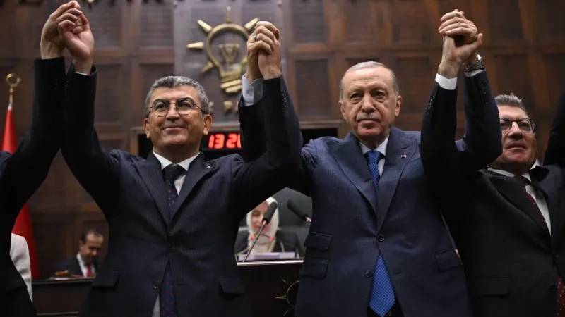 Şok Transfer! Konya Vekili ve 4 Başkan AK Parti'de!