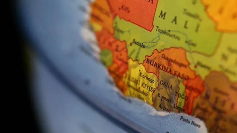 Mali'de Siyasi Partilere Şok Yasak! Olayın Perde Arkası