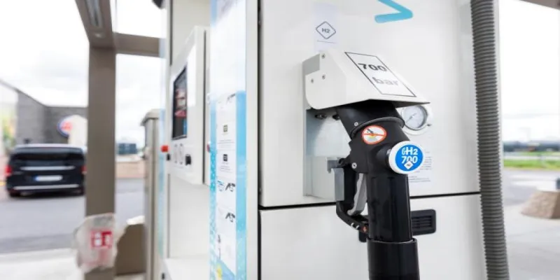 Petrol fiyatları yükseldi: Motorin indirimi iptal
