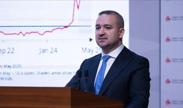 TCMB Başkanı Karahan, Enflasyon Raporu Bilgilendirme Toplantısı'nda konuştu